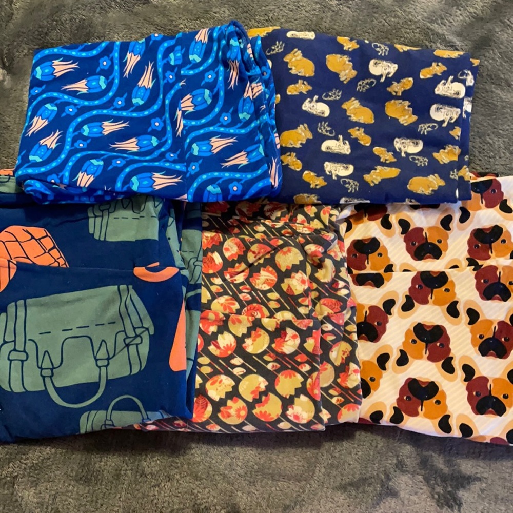 BUNDLE- 5 pairs of TC Lularoe Leggings NEW